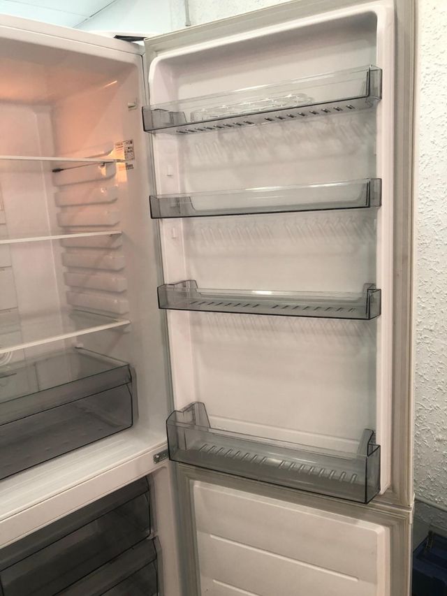 Nevera Daewoo Blanca