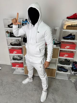 Conjunto Deportivo Lacoste Rojo