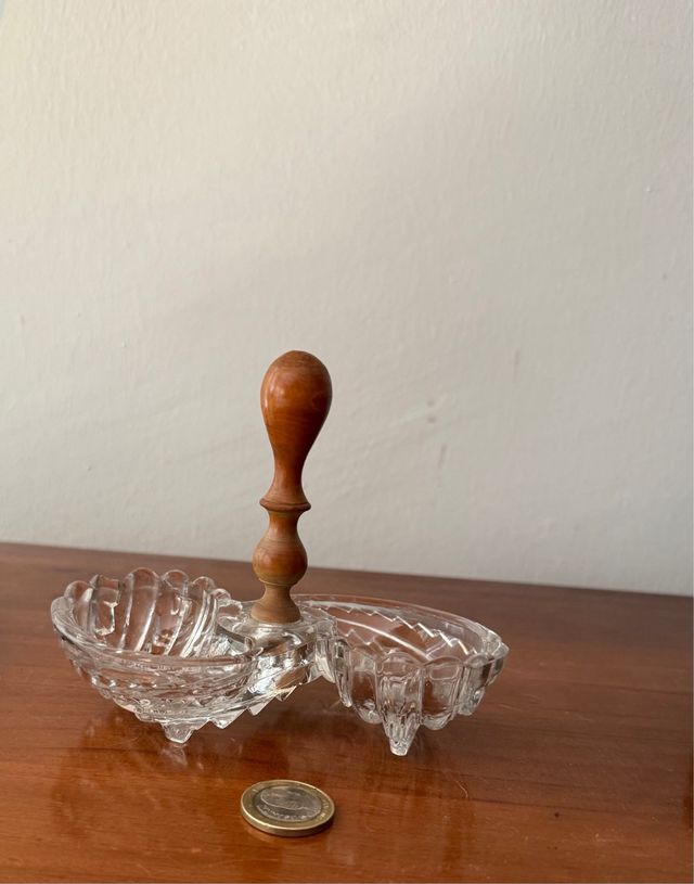 Salero y pimentero antiguo de cristal