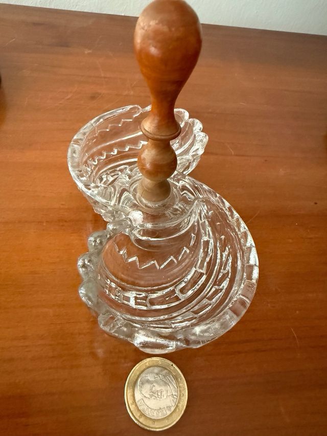 Salero y pimentero antiguo de cristal