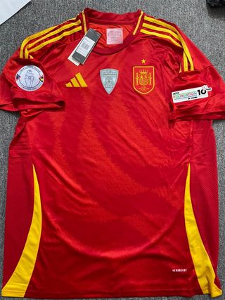 T-shirt, qualsiasi attrezzatura per adulti e bambini