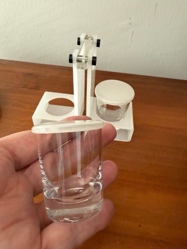 Salero y pimentero moderno