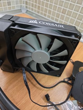 Corsair Hydro Series H45 CPU Cooler