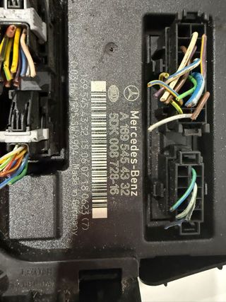 Caja Fusibles Mercedes W169 A1695454332