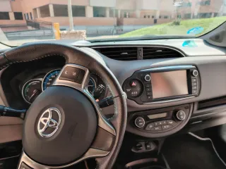 Toyota Yaris 2016