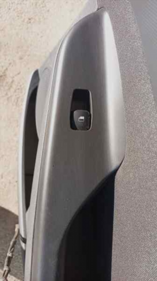 MANDO ELEVALUNAS TRASERO DERECHO HYUNDAI KO