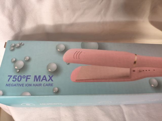 Plancha de pelo 750°F MAX Ion Negativo