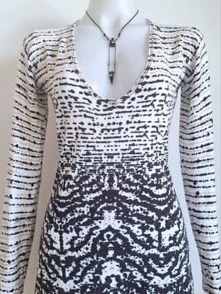Jersey Escotado con Elastan