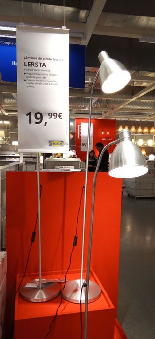 Lámpara de pie IKEA LERSTA Plata
