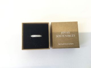 alianza oro 18k con piedra con diamante