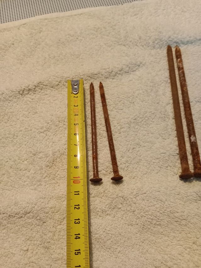 Clavos de hierro antiguos