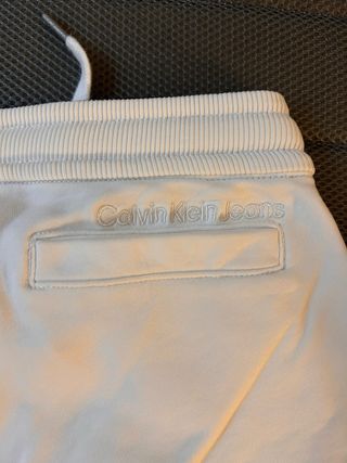Pantalones cortos Calvin Klein blancos