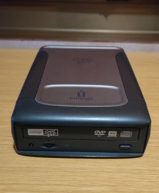 Grabadora DVD Externa Iomega SuperDVD