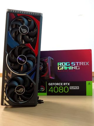 RTX 4080 SUPER ASUS ROG STRIX