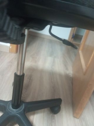 Silla de escritorio ajustable