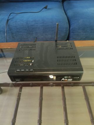 Receptor Satélite Atlas HD-200s Negro a 40 la unid