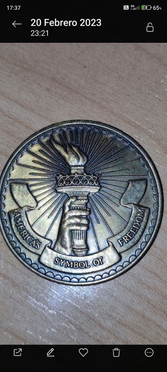 Medalla conmemorativa.