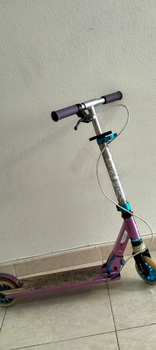 Patinete Oxelo Morado  Plegable y con freno