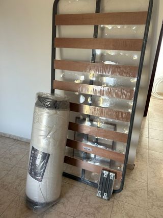 Canapés, colchones,base, somier, cabezal,mesitas