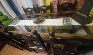 Mesa de comedor de madera y 6 sillas
