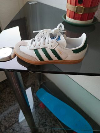 Adidas Samba Blancas y Verdes Nuevas talla 28