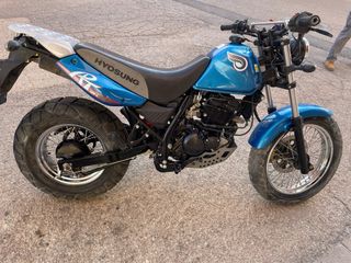 Hyosung Karion RT 125cc Azul