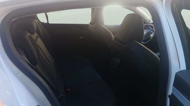 Peugeot 308 BlueHDi 130 S&S Allure EAT8 96 kW (130 CV)