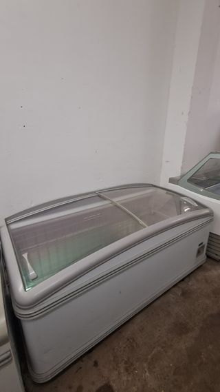 Congelador Industrial con Tapa de Cristal
