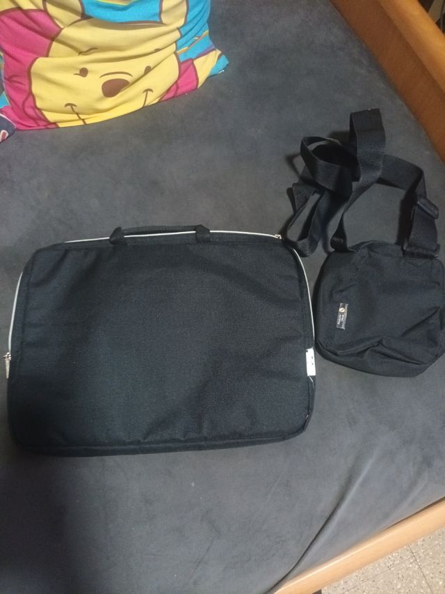 Pack Bandolera y Porta Ordenador Real Madrid