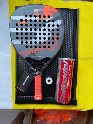 Pala Bullpadel Ionic Power 2025