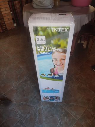 Piscina Intex Metal Frame 2.4m