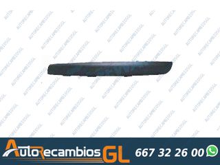 MOLDURA PARAGOLPES TRASERO DERECHO (NEGRO) SW FORD FOCUS 2004-