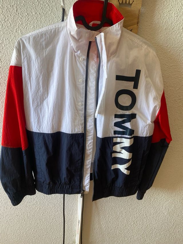 Chaqueta Tommy Hilfiger Talla M niño 
