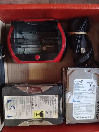 6 Discos Duros IDE Seagate + Bahía Conexión