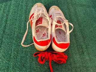 Zapatillas Adidas Mujer Blancas y Rojas