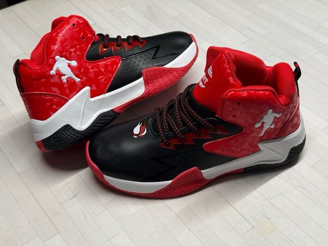 Zapatillas deportivas niño talla 39