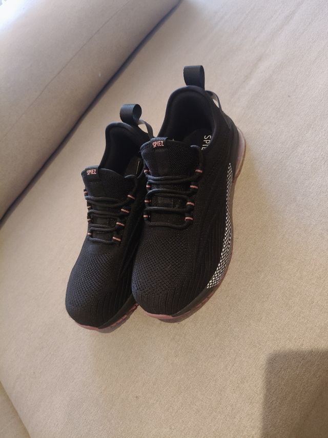 Zapatillas SPIEZ negras