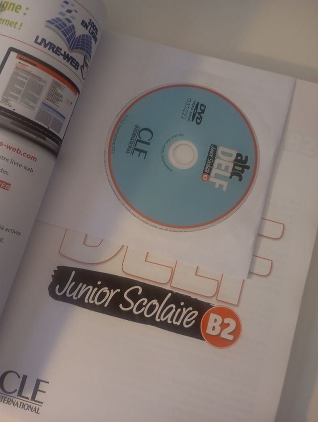 ABC DELF Junior B2 - 200 Ejercic