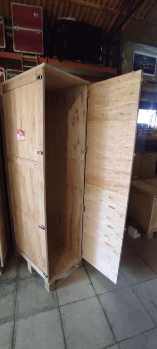 Baúl de madera para almacenaje y transporte