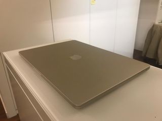 MacBook Air 15 M3 2024