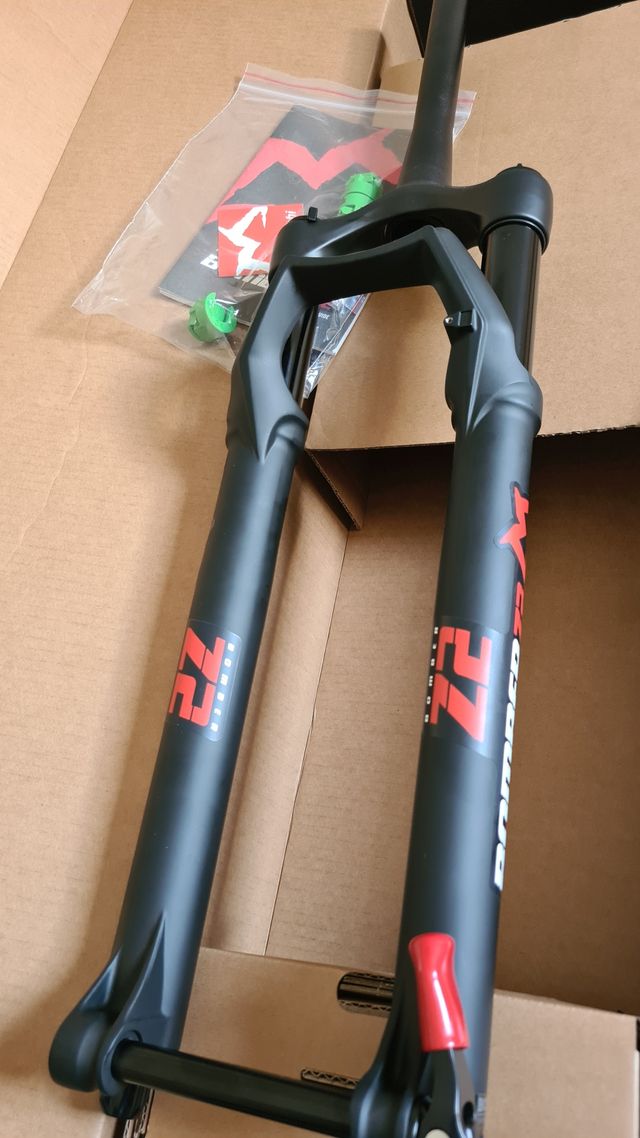 Horquilla Marzocchi Bomber Z2 29 100mm