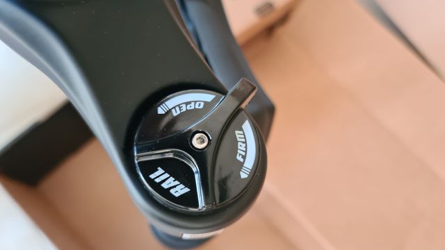 Horquilla Marzocchi Bomber Z2 29 100mm