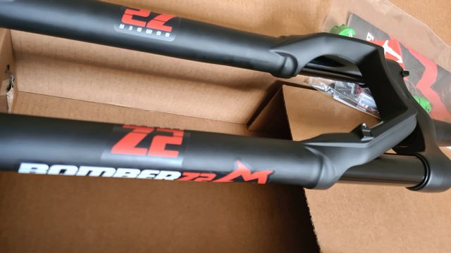 Horquilla Marzocchi Bomber Z2 29 100mm