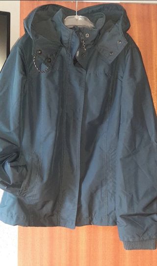 Chamarra Springfield Talla 42 azul marino