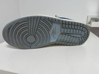 Zapatillas Nike Jordan Azul y Blanco