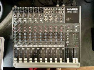 Mesa de mezclas profesional Mackie 1402-VLZ3
