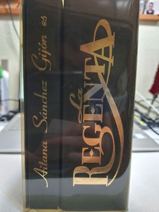 Cinta VHS La Regenta - Regalo Ayuntamiento Oviedo