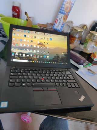 Lenovo x270 8GB/500 gb SSD rápido disco 