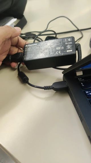 Lenovo x270 8GB/500 gb SSD rápido disco 