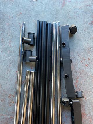 Perchero de barra con ruedas - Amazon Basics